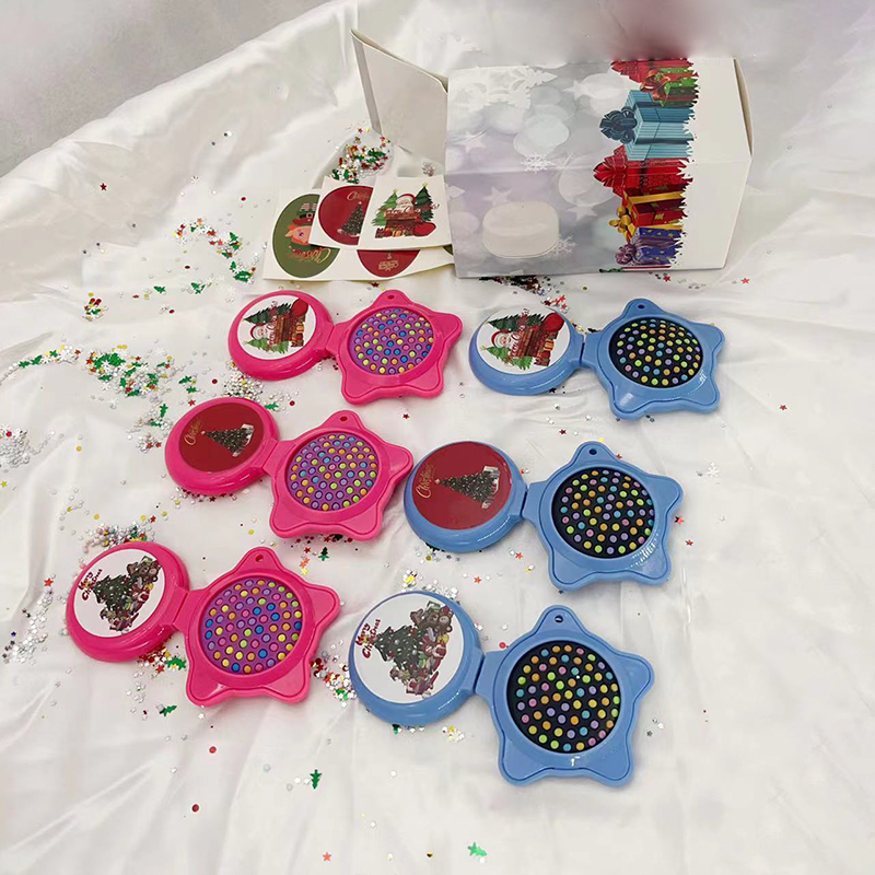 Beautichen Рождественский подарочный набор детских расчёсок — 6 мини расчёски в форме звезды с зеркалом, массажные щётки для волос