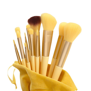 Beautichen: 13 желтых синтетических кистей для макияжа