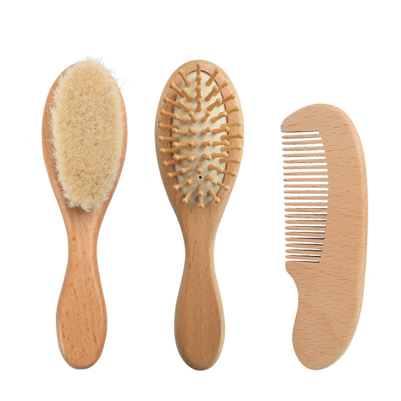 Beautichen Набор из трёх предметов для ухода за волосами ребёнка: изящная деревянная щётка с мягкими щетинками из шерсти, амортизирующая деревянная щётка и деревянная щётка для мытья головы