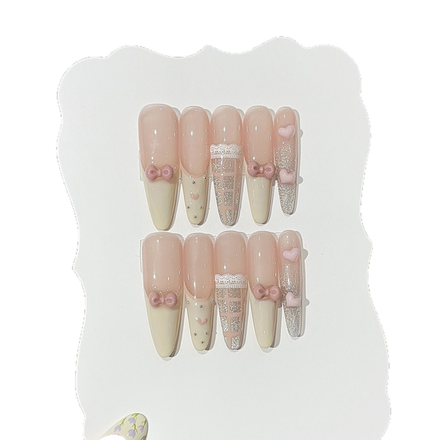 Beautichen — набор из 10 накладных ногтей с бантиками и сердечками, для нанесения с клеем