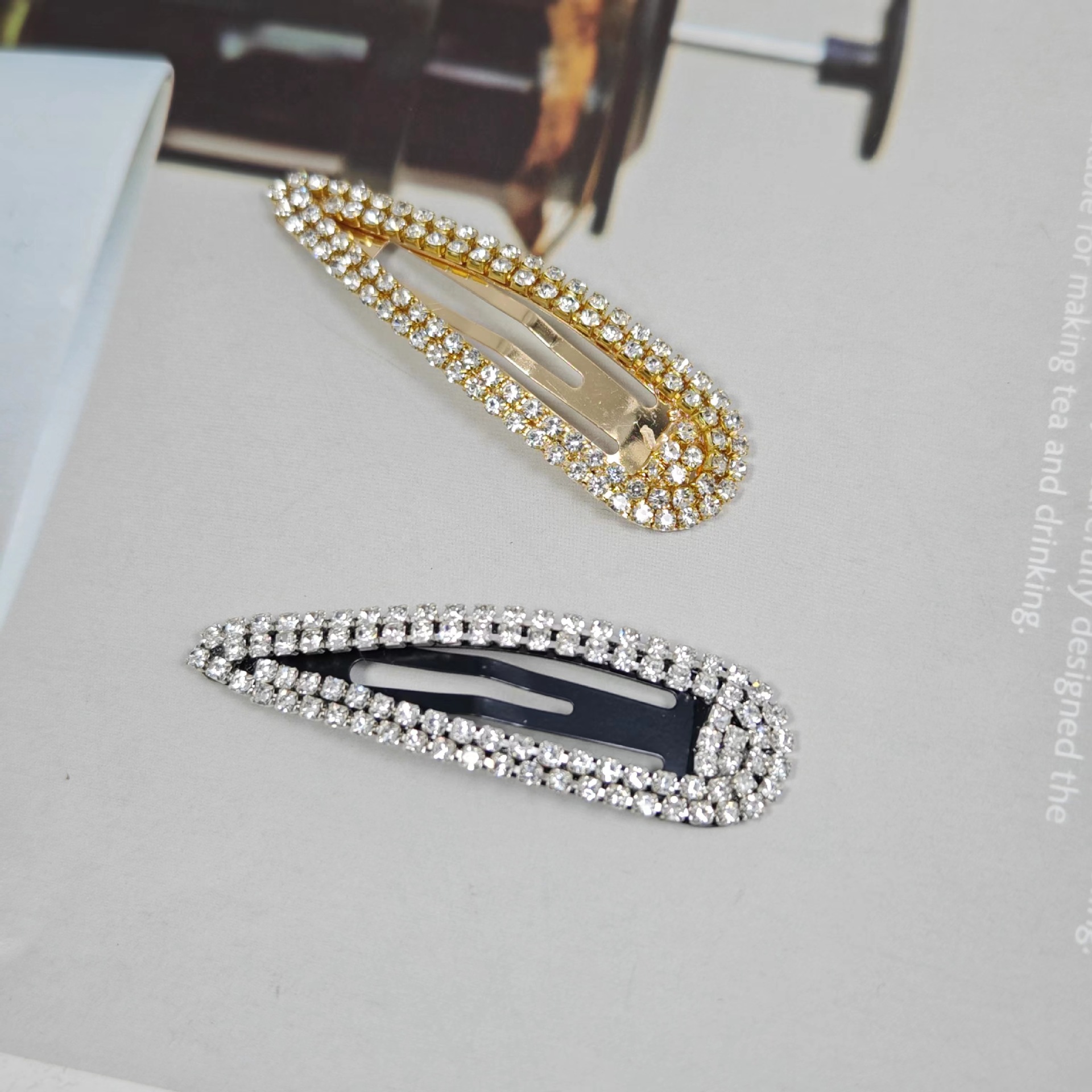 Beautichen металлическая заколка с кристаллами